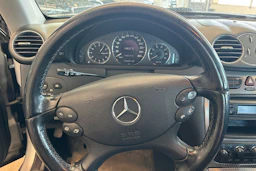harmaa Mercedes-Benz CLK 2003 kuva 32.