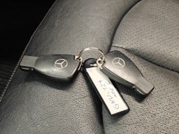 harmaa Mercedes-Benz CLK 2004 kuva 18.