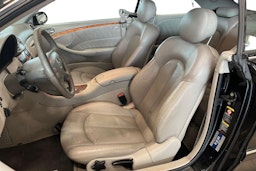 musta Mercedes-Benz CLK 2006 kuva 10.