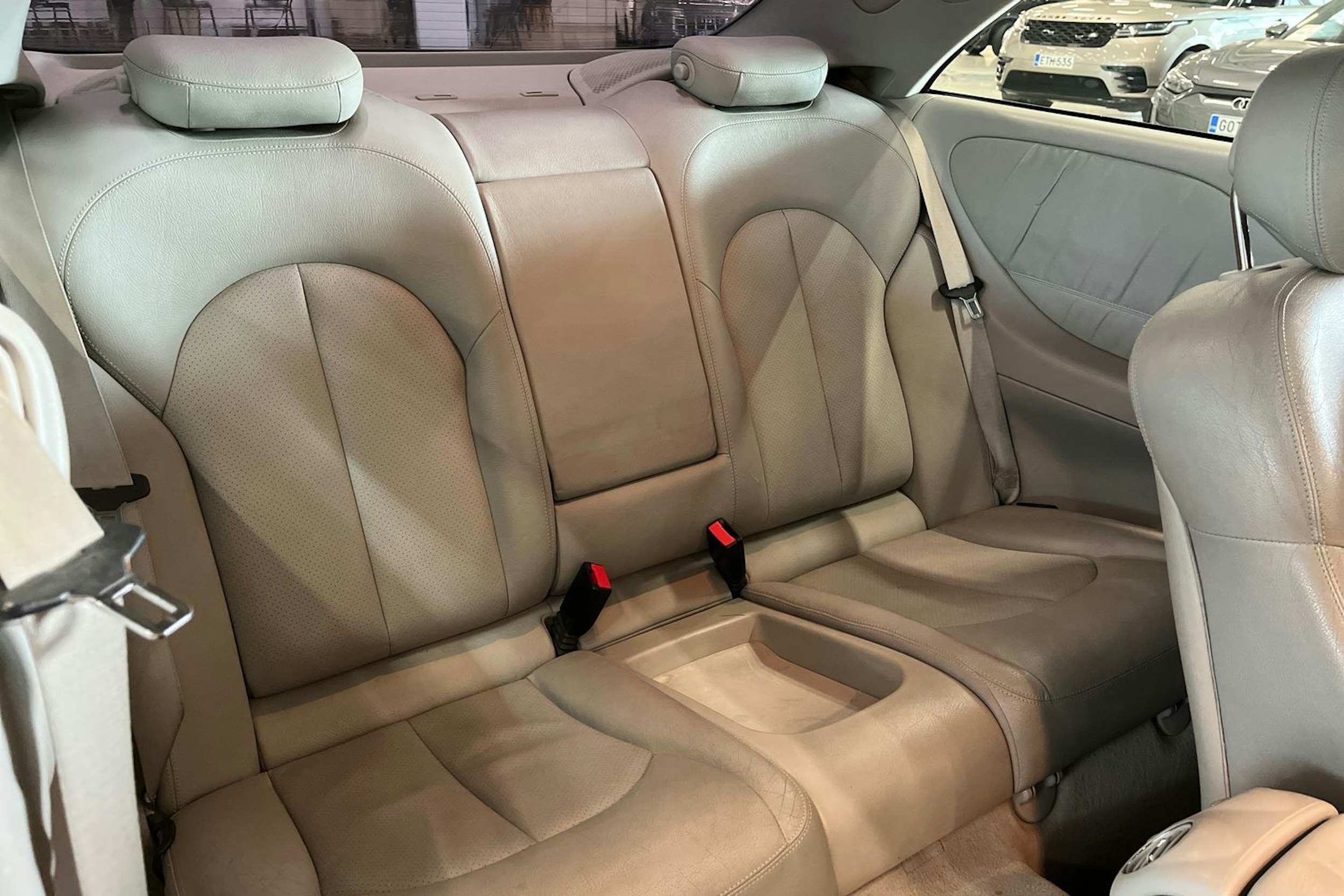 musta Mercedes-Benz CLK 2006 kuva 17.