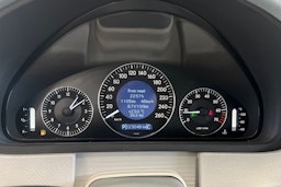 musta Mercedes-Benz CLK 2006 kuva 18.