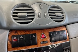 musta Mercedes-Benz CLK 2006 kuva 22.