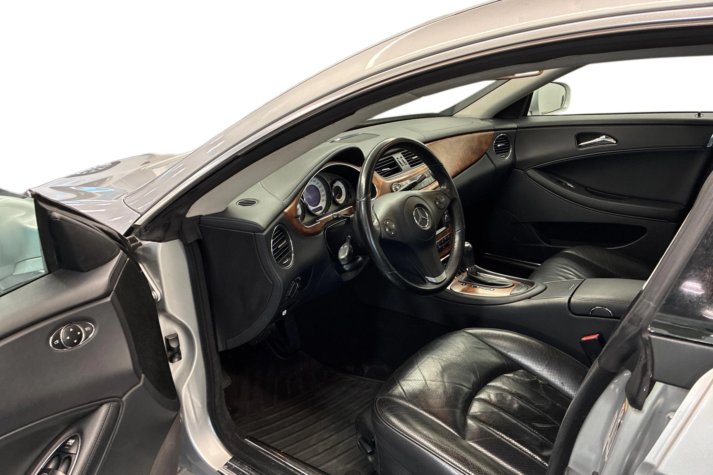 Hopea Mercedes-Benz CLS 2009 kuva 6.