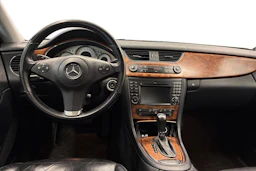 Hopea Mercedes-Benz CLS 2009 kuva 7.