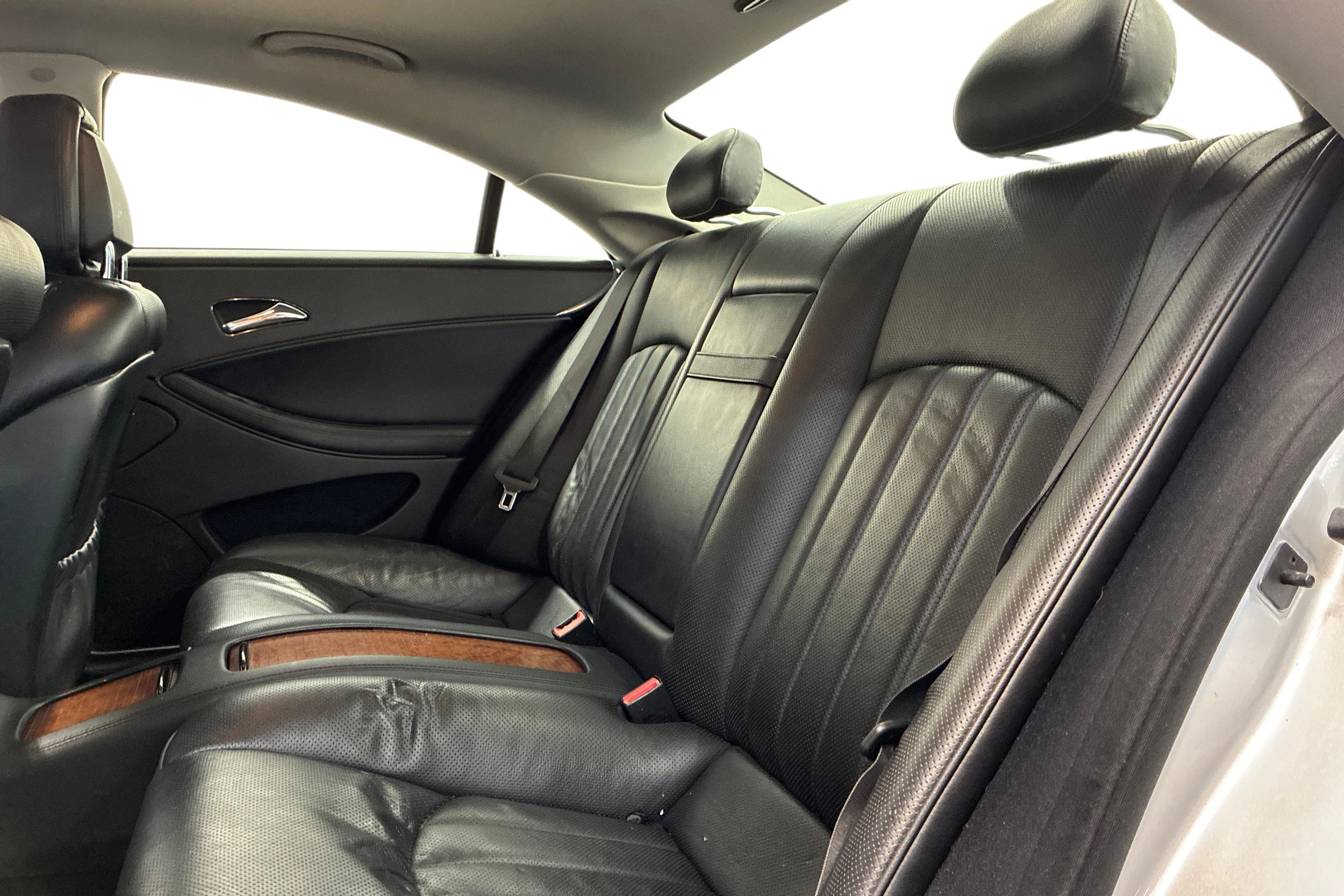 Hopea Mercedes-Benz CLS 2009 kuva 8.
