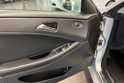 Hopea Mercedes-Benz CLS 2009 kuva 13.