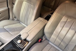 musta Mercedes-Benz CLS 2011 kuva 24.