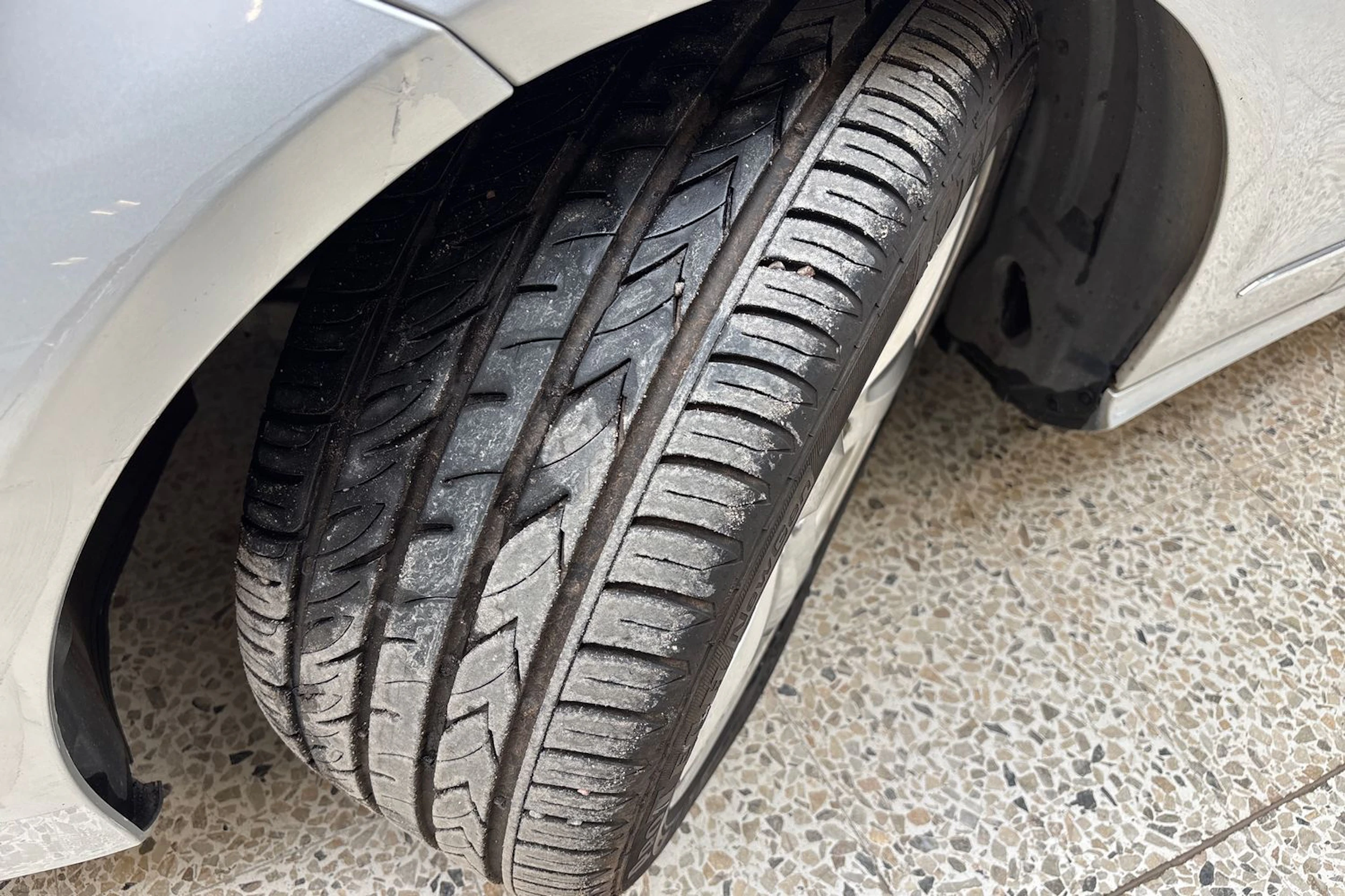 met. harmaa Mercedes-Benz CLS 2011 kuva 13.