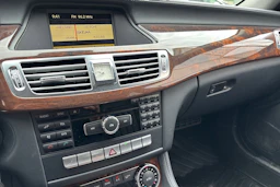 met. harmaa Mercedes-Benz CLS 2011 kuva 23.