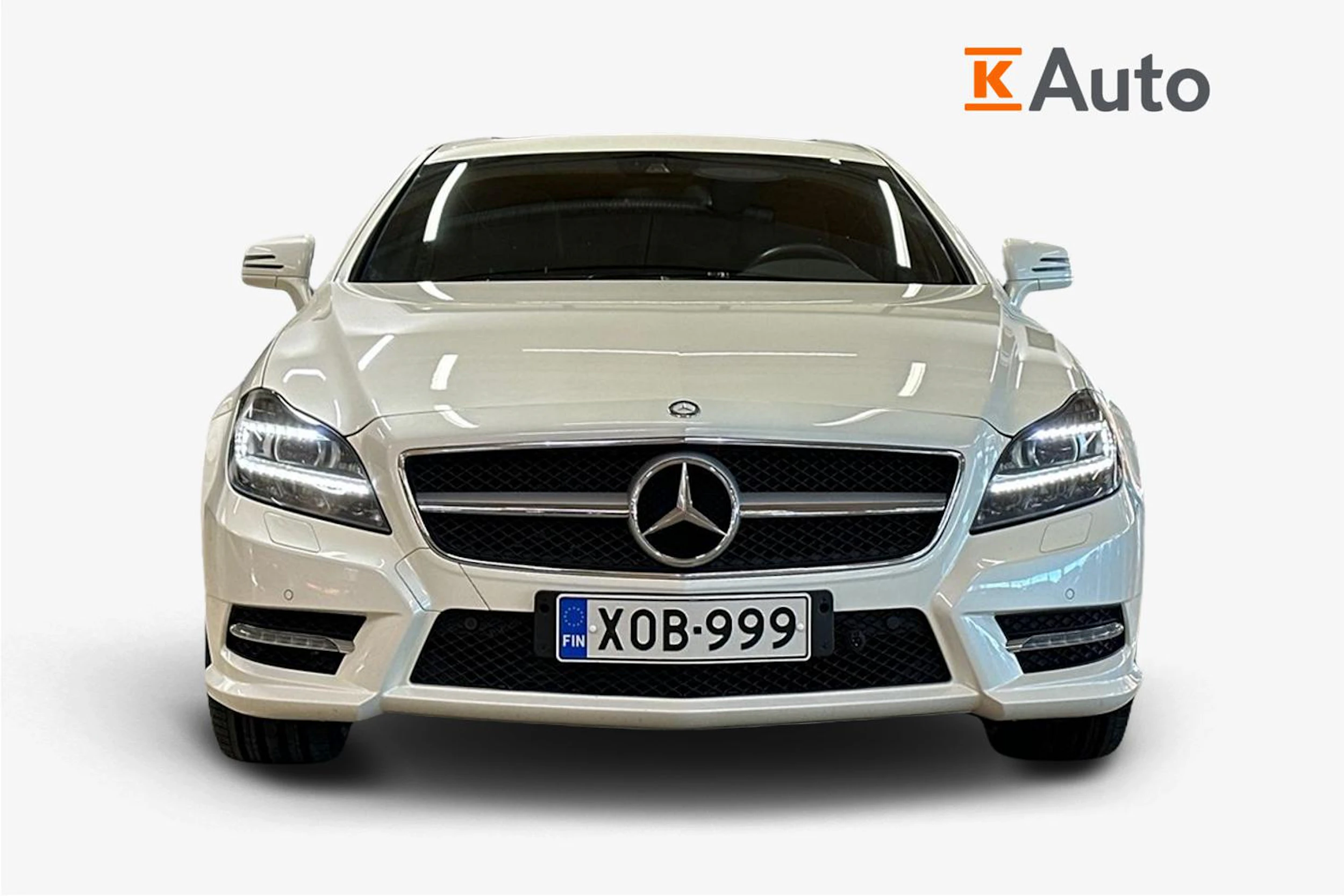 valkoinen Mercedes-Benz CLS 2012 kuva 4.