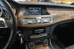 valkoinen Mercedes-Benz CLS 2012 kuva 19.
