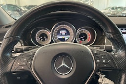 valkoinen Mercedes-Benz CLS 2013 kuva 15.