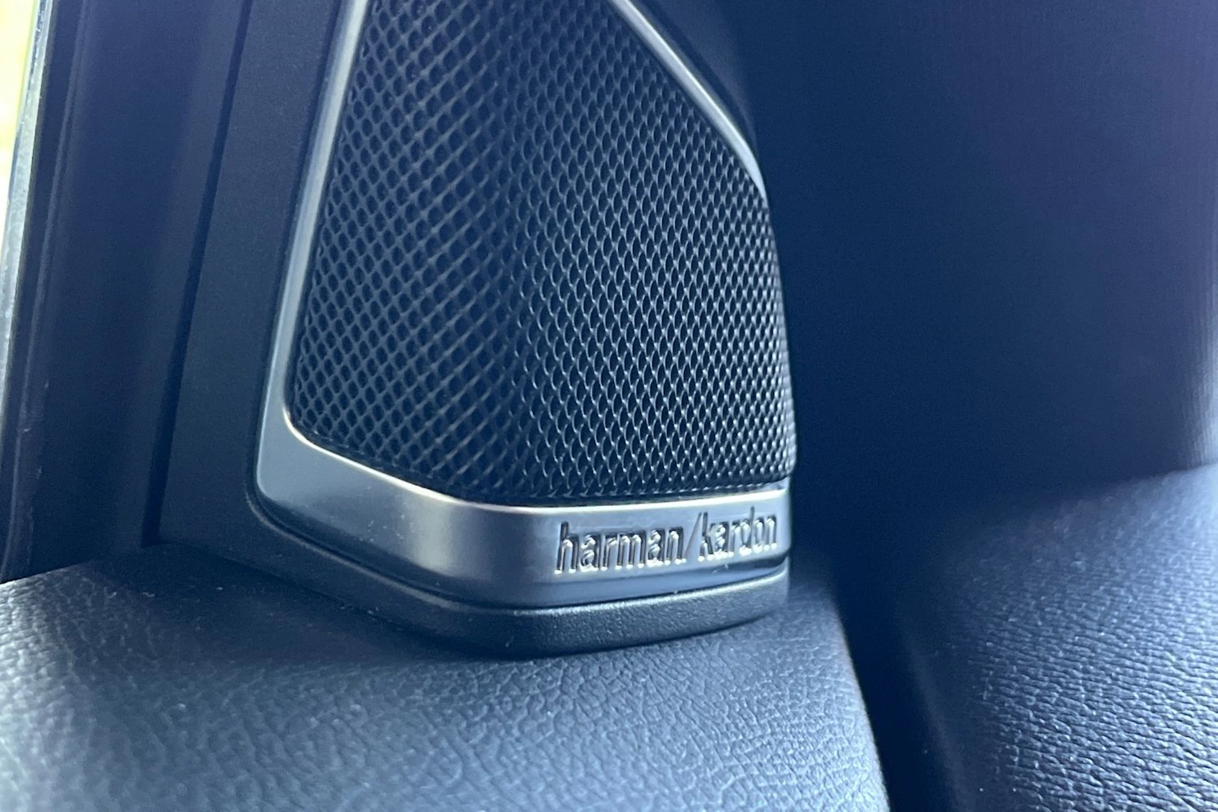 Harmaa Mercedes-Benz CLS 2013 kuva 17.