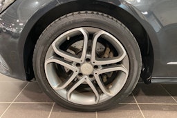 musta Mercedes-Benz CLS 2014 kuva 11.