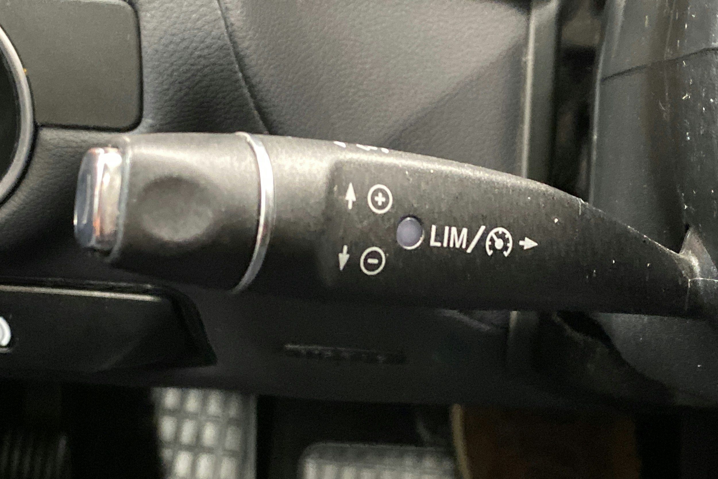 musta Mercedes-Benz CLS 2014 kuva 19.