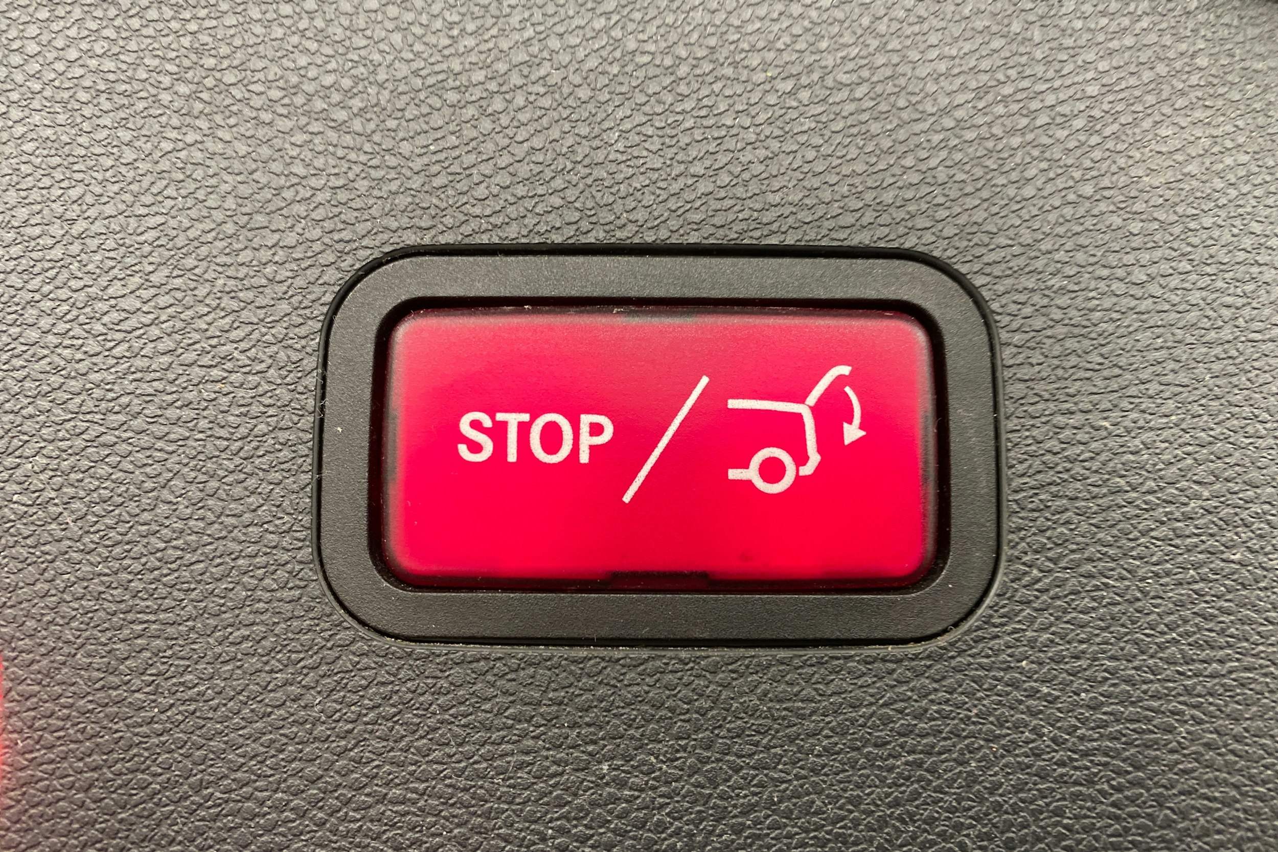 musta Mercedes-Benz CLS 2014 kuva 26.