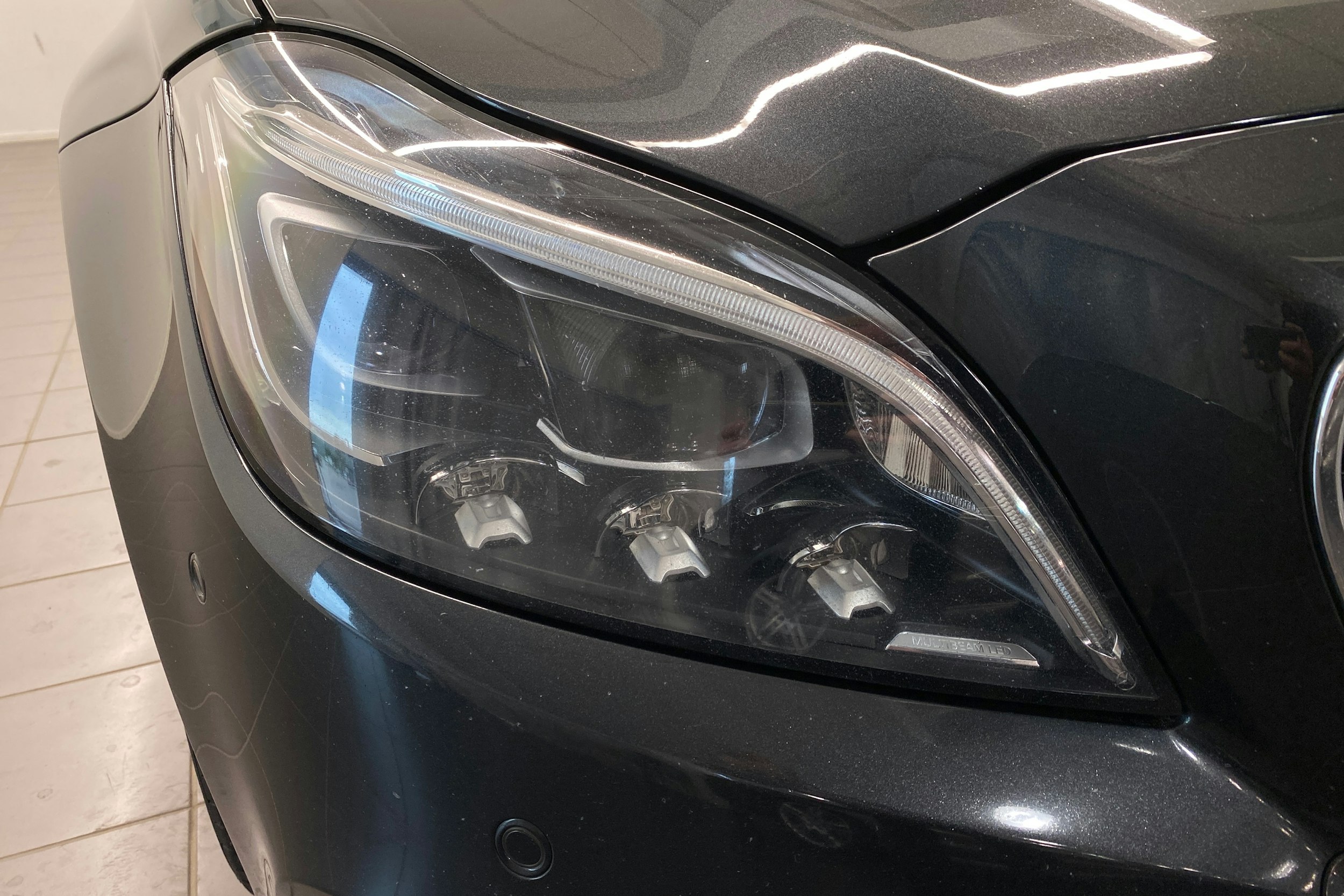 musta Mercedes-Benz CLS 2014 kuva 30.