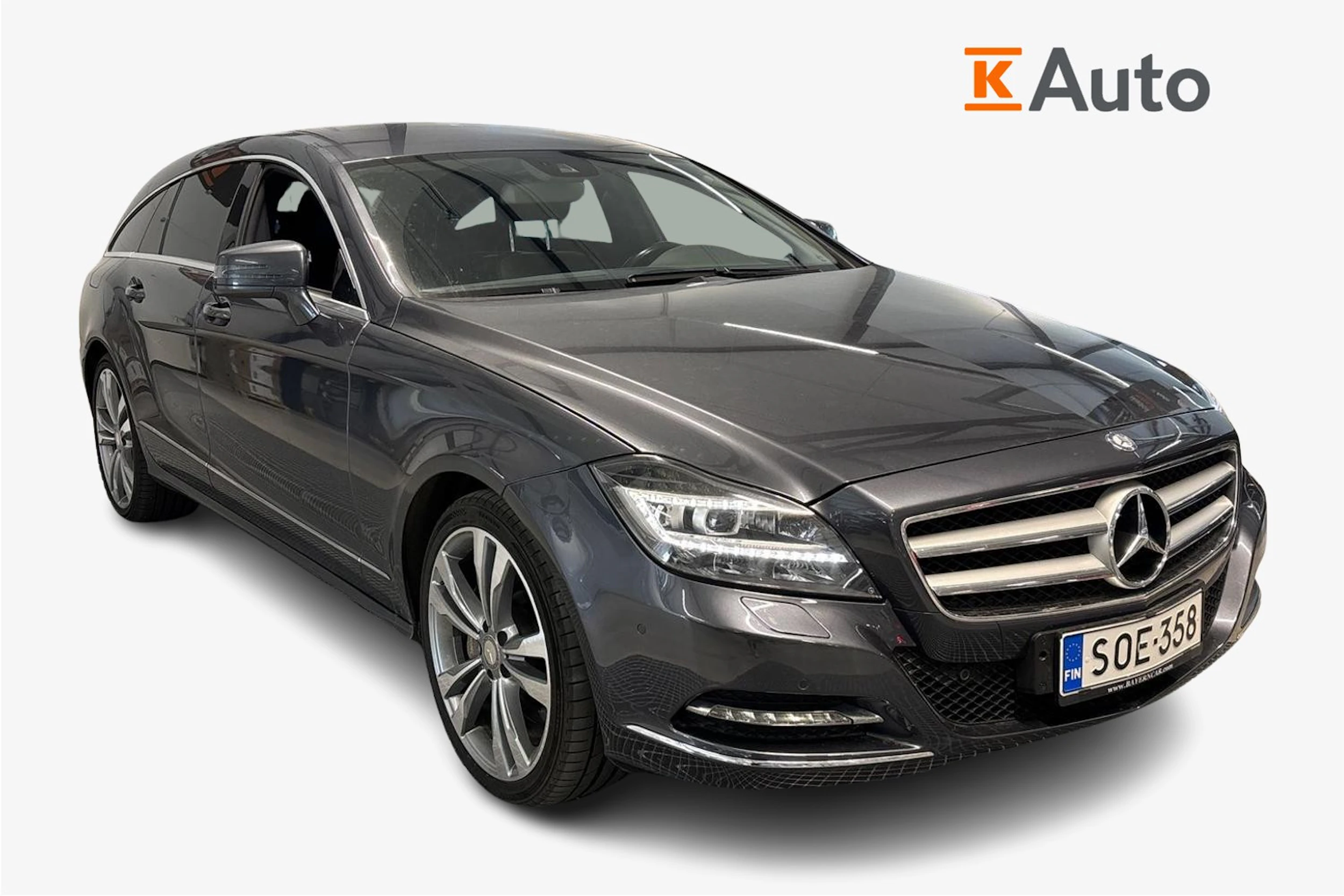 harmaa Mercedes-Benz CLS 2014 kuva 1.