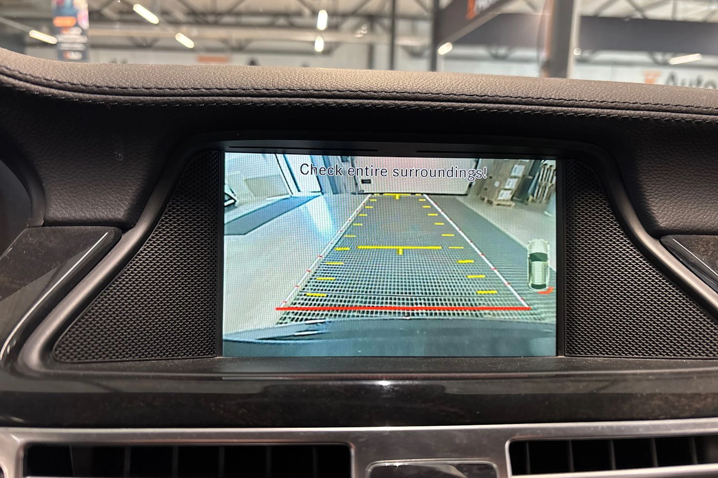 harmaa Mercedes-Benz CLS 2014 kuva 6.