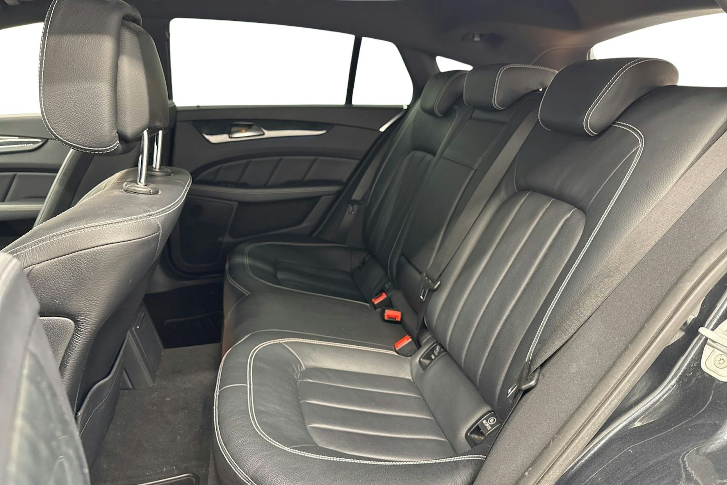 musta Mercedes-Benz CLS 2016 kuva 10.