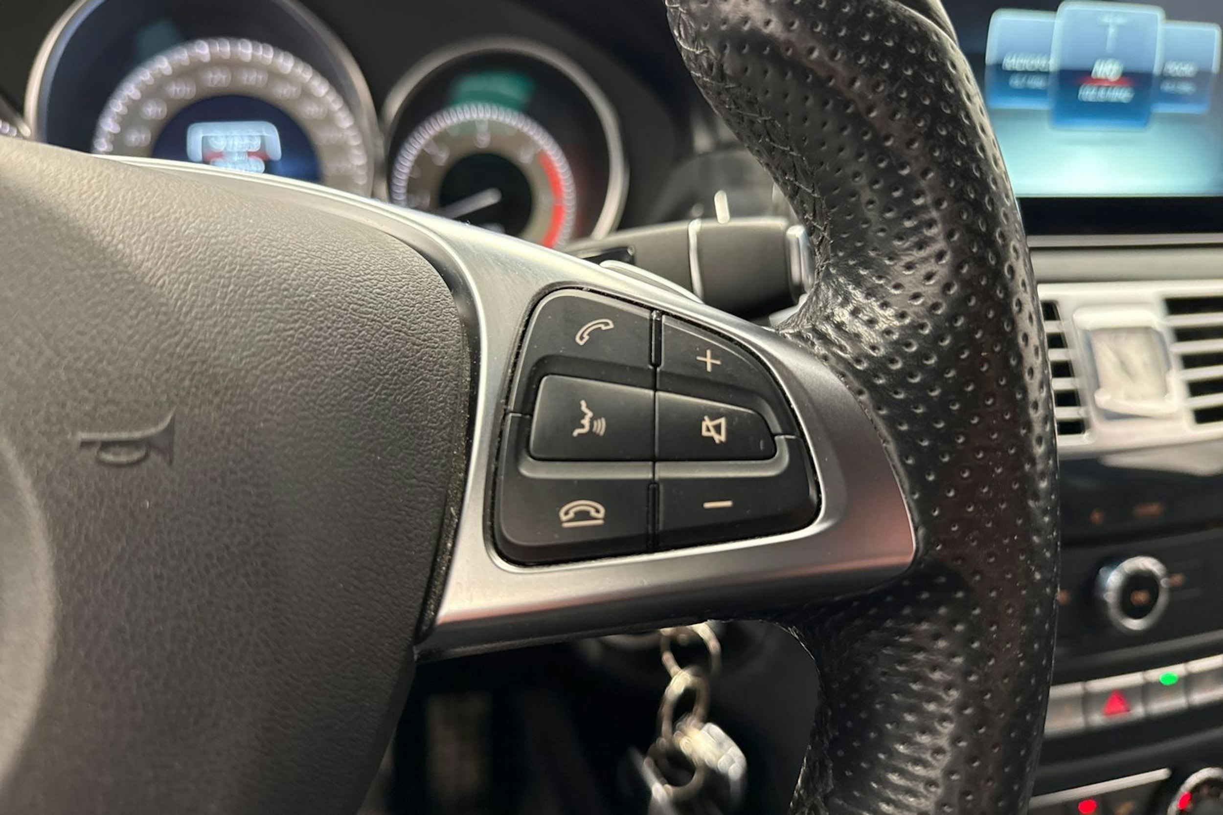 musta Mercedes-Benz CLS 2016 kuva 22.