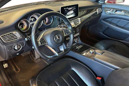 punainen Mercedes-Benz CLS 2017 kuva 3.