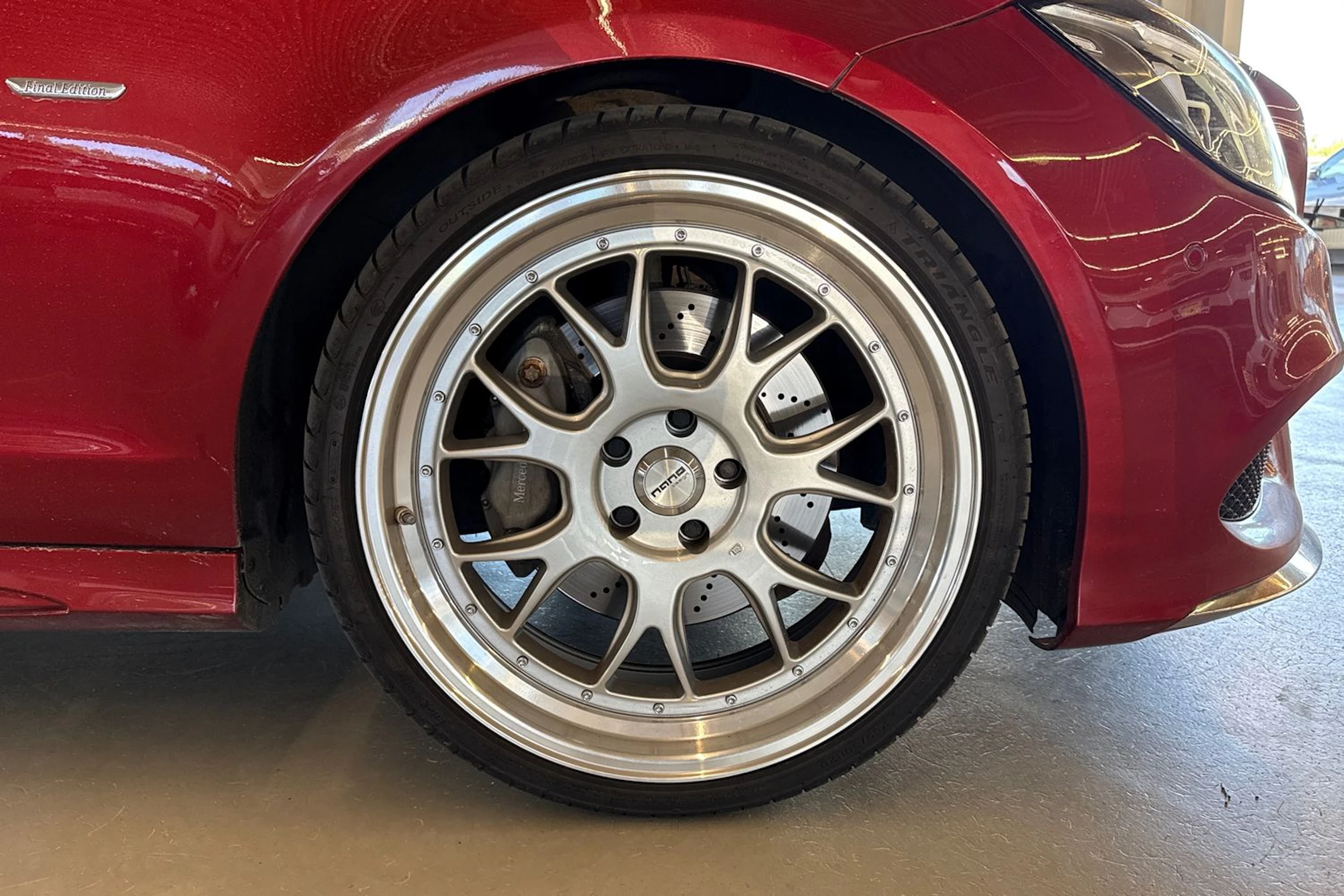 punainen Mercedes-Benz CLS 2017 kuva 5.