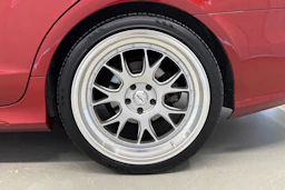 punainen Mercedes-Benz CLS 2017 kuva 10.