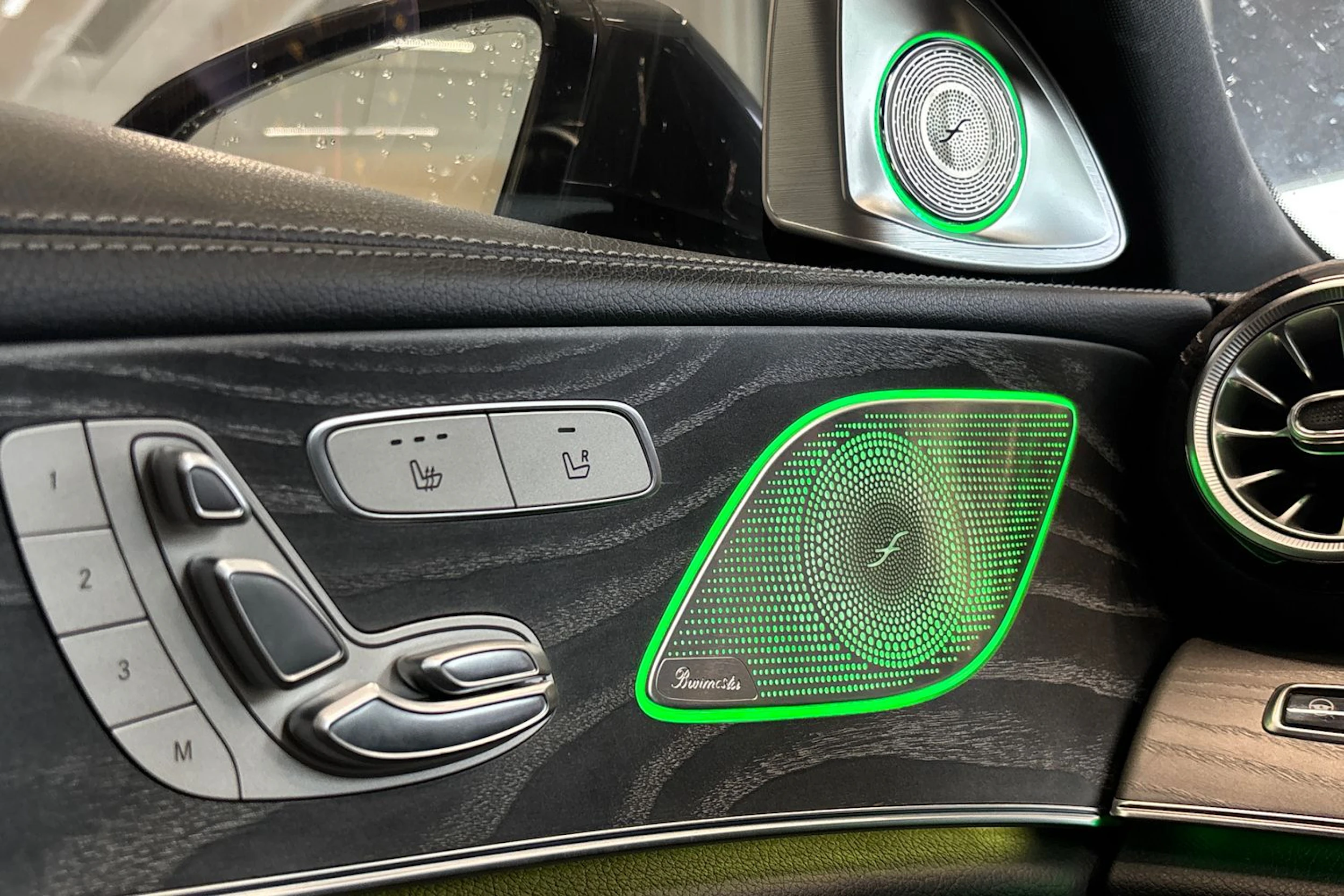 harmaa Mercedes-Benz CLS 2019 kuva 7.