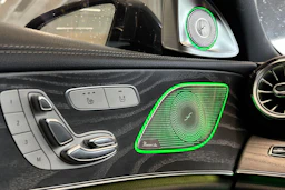 harmaa Mercedes-Benz CLS 2019 kuva 7.