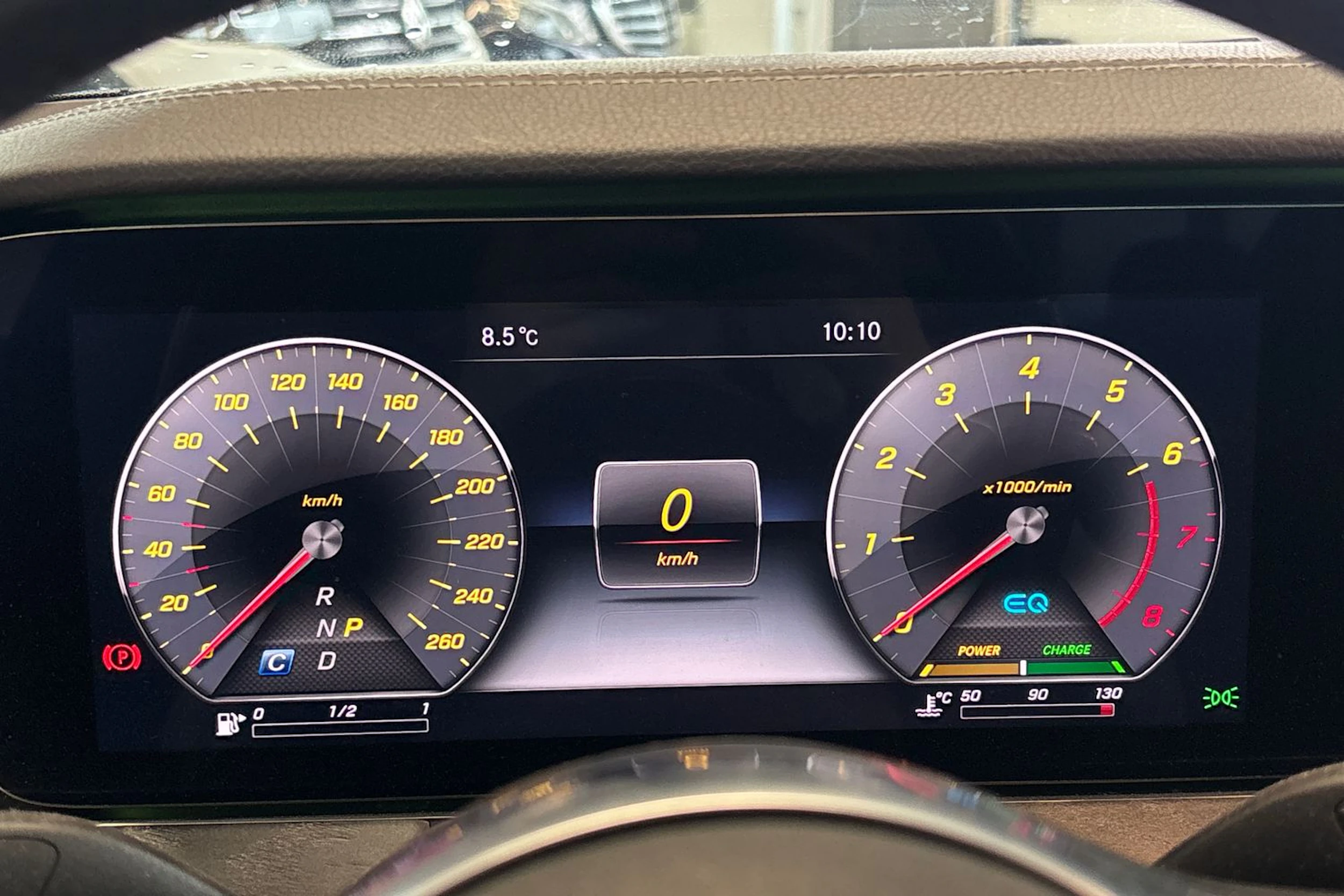 harmaa Mercedes-Benz CLS 2019 kuva 8.