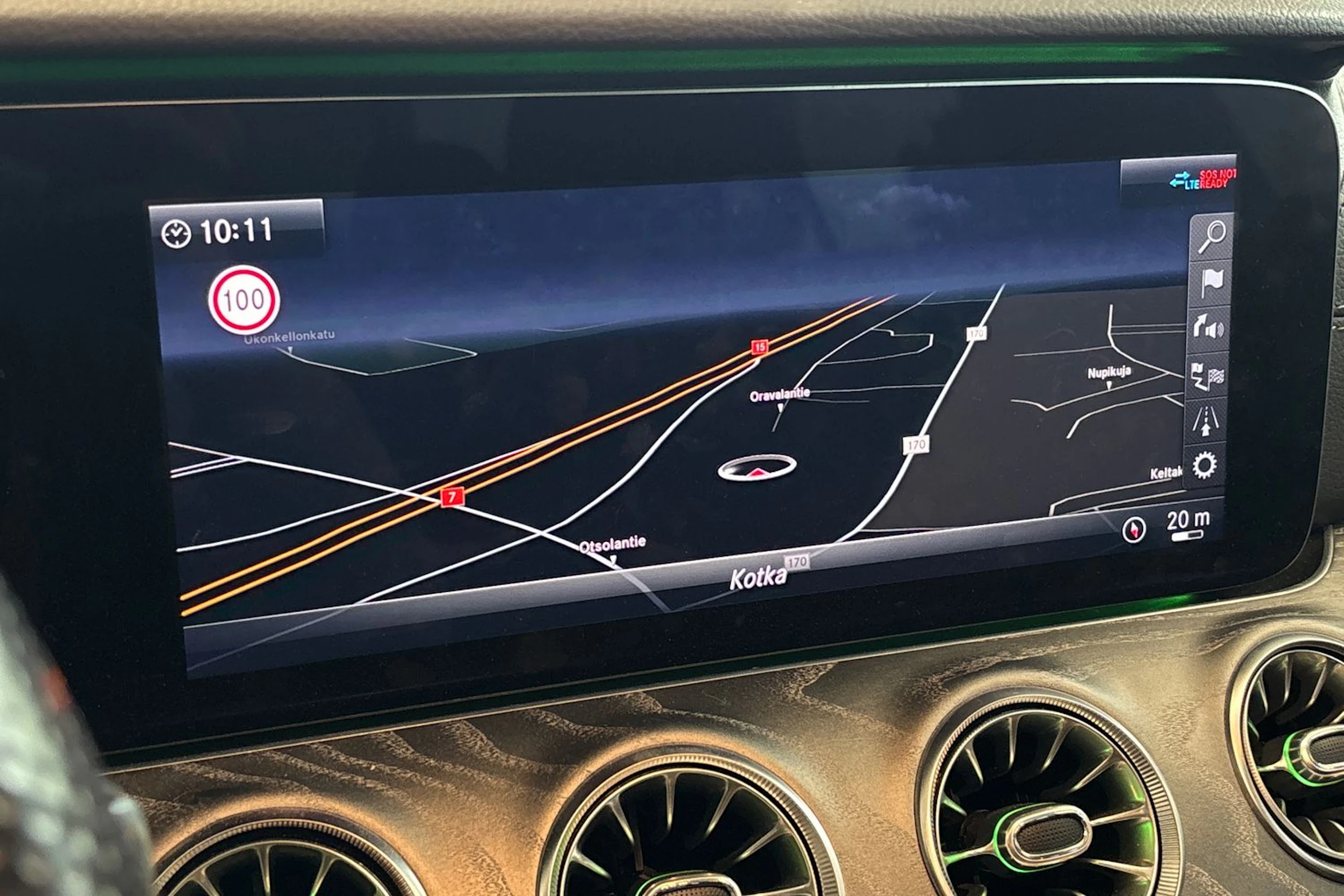 harmaa Mercedes-Benz CLS 2019 kuva 9.