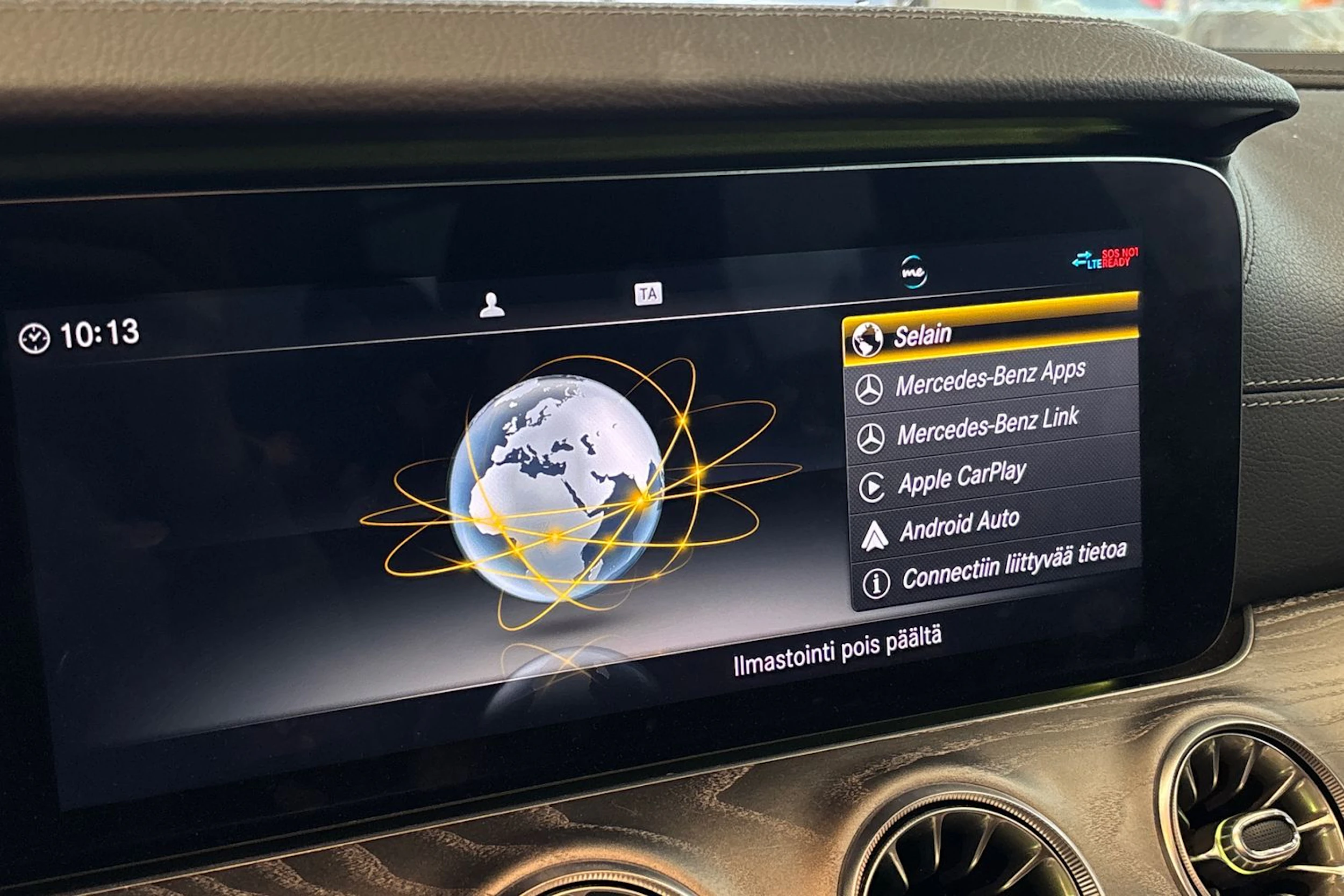 harmaa Mercedes-Benz CLS 2019 kuva 11.