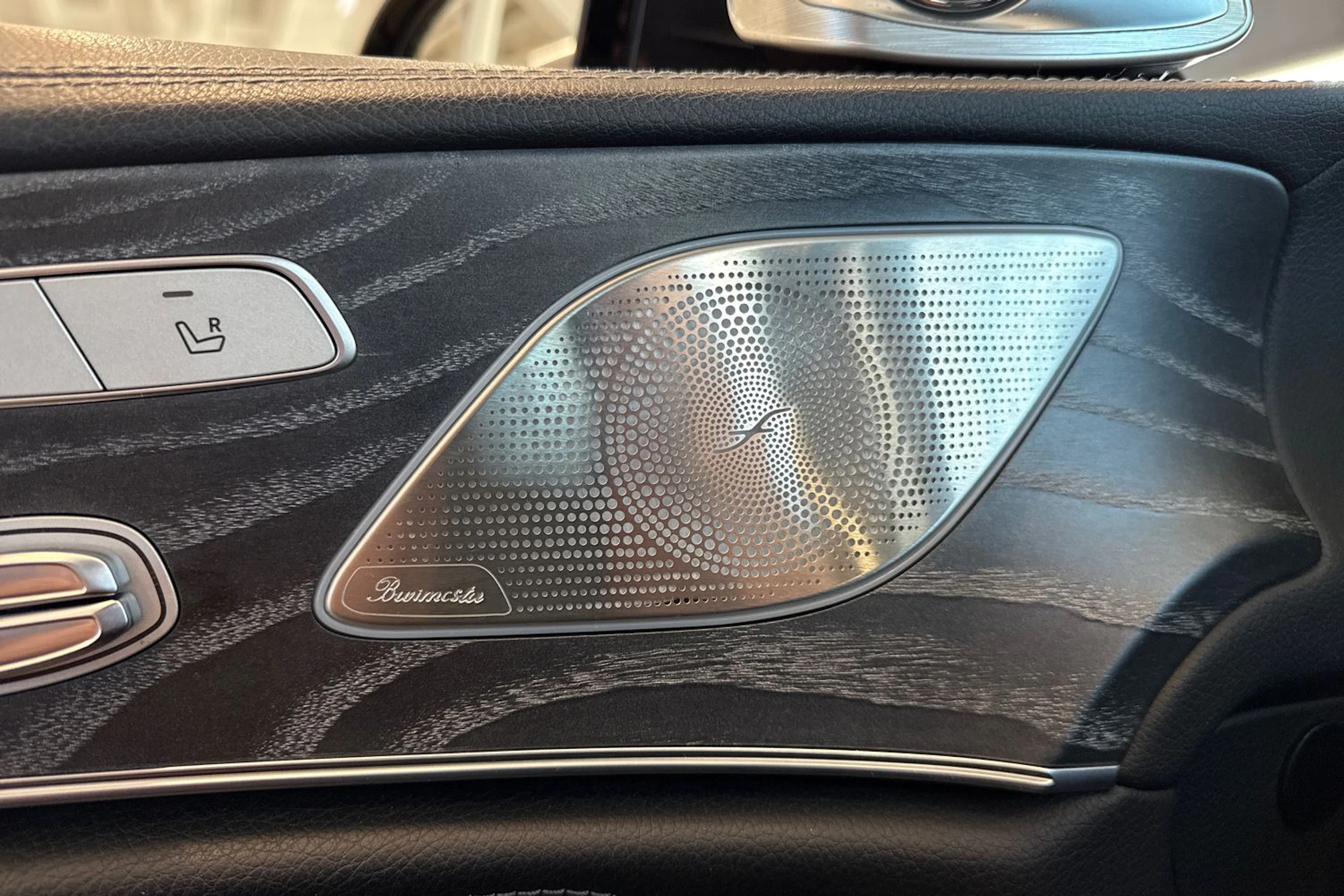harmaa Mercedes-Benz CLS 2019 kuva 22.
