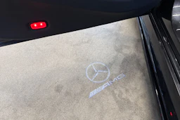 harmaa Mercedes-Benz CLS 2019 kuva 31.