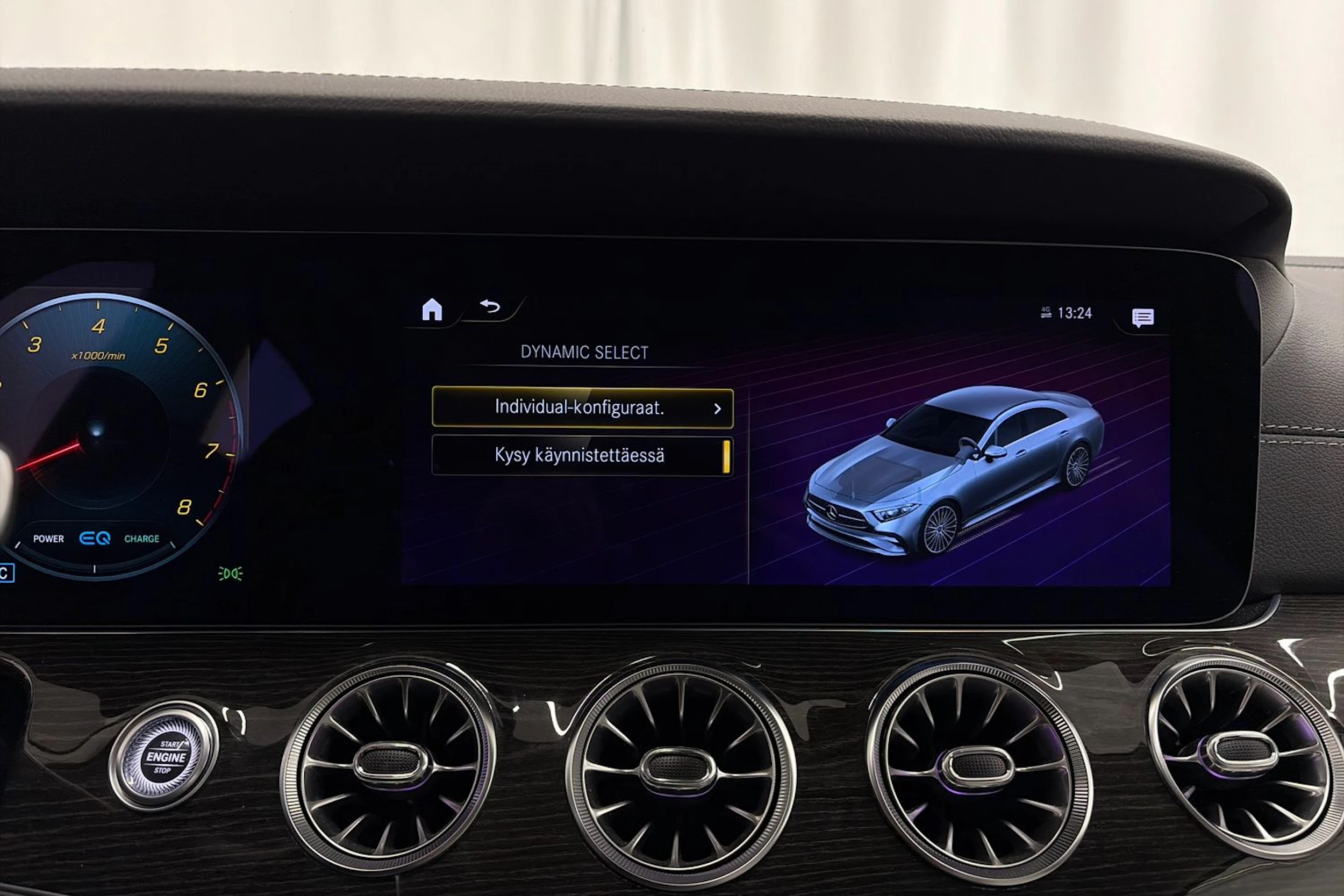 Harmaa Mercedes-Benz CLS 2022 kuva 28.