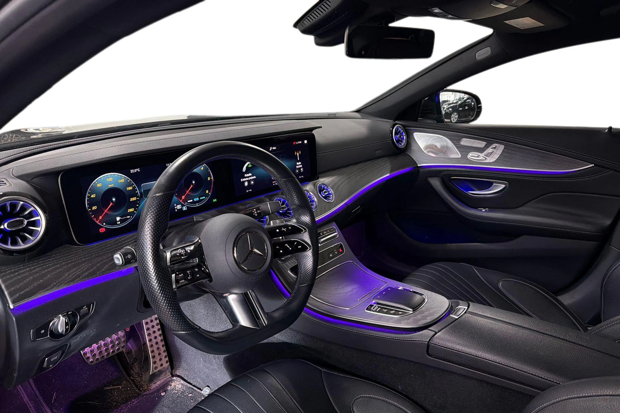 harmaa Mercedes-Benz CLS 2022 kuva 3.
