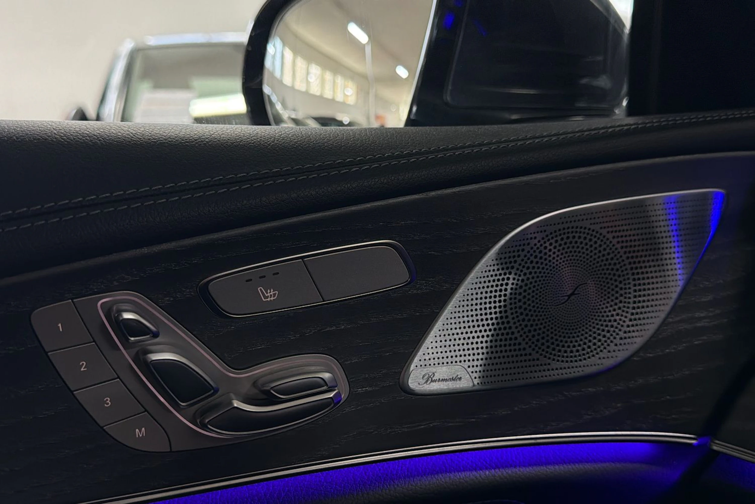 harmaa Mercedes-Benz CLS 2022 kuva 5.