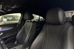 harmaa Mercedes-Benz CLS 2022 kuva 6.