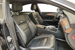 harmaa Mercedes-Benz CLS 63 AMG 2011 kuva 10.