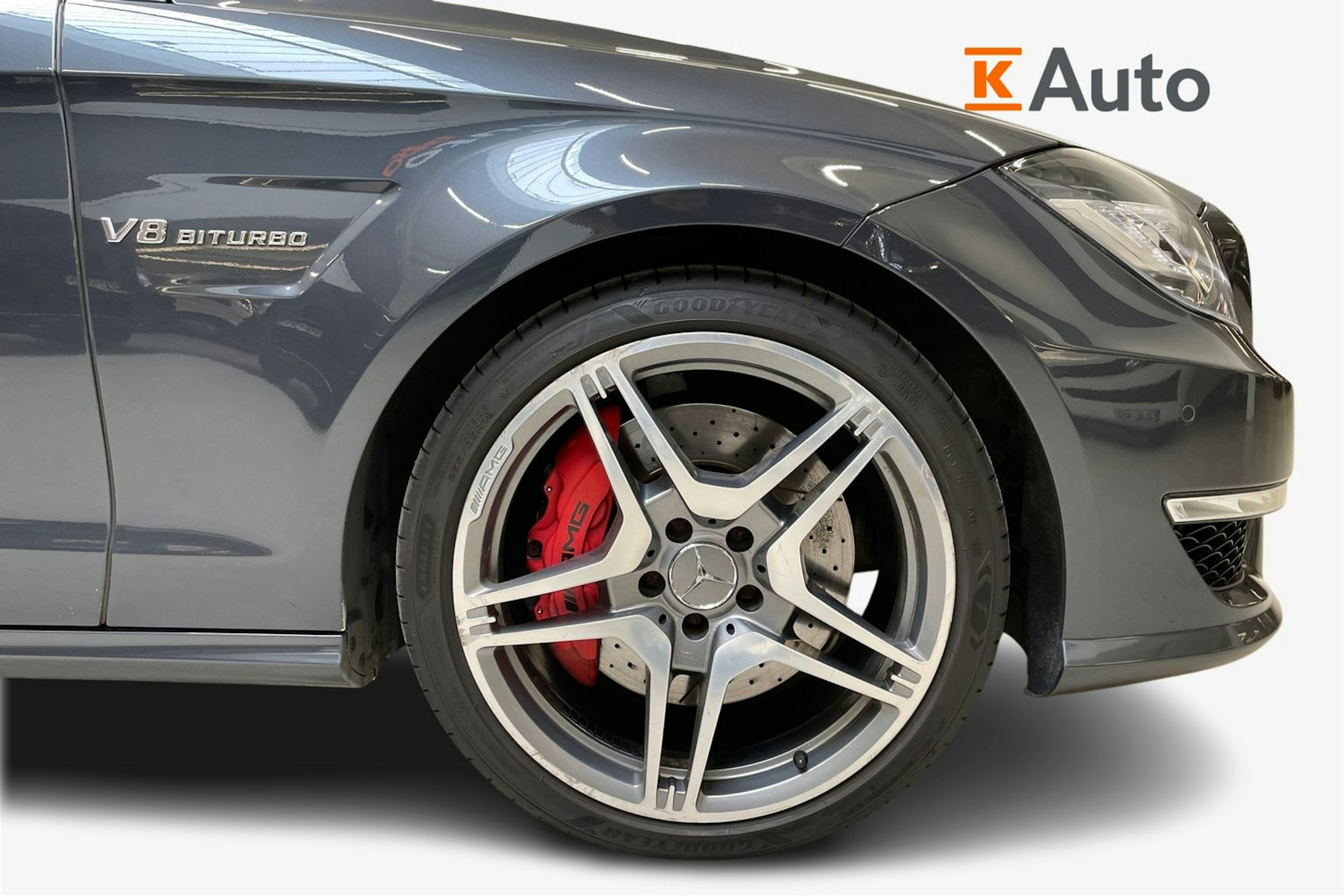 harmaa Mercedes-Benz CLS 63 AMG 2011 kuva 11.