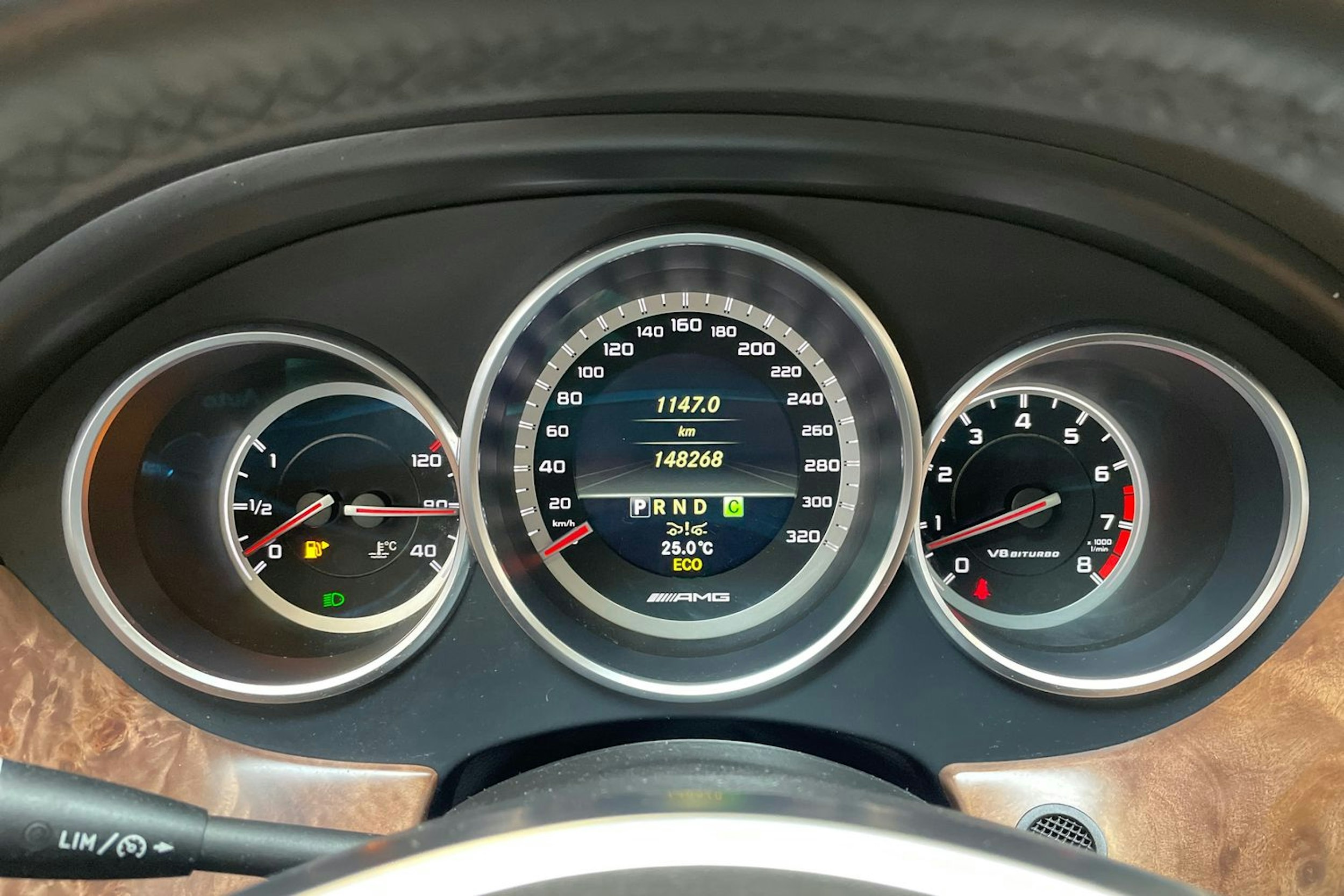 harmaa Mercedes-Benz CLS 63 AMG 2011 kuva 16.