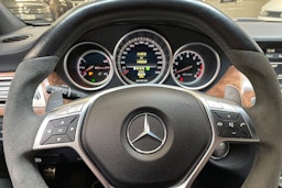 harmaa Mercedes-Benz CLS 63 AMG 2011 kuva 17.