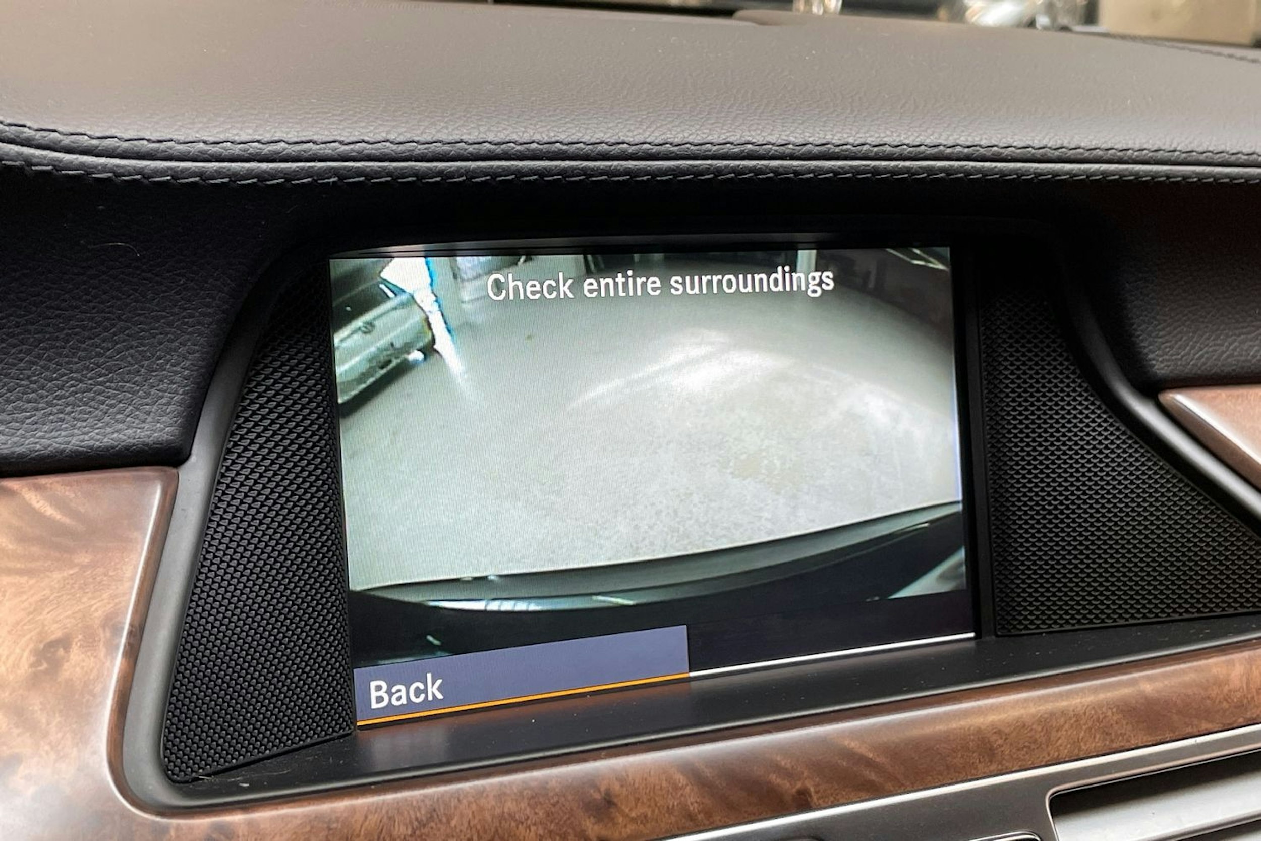 harmaa Mercedes-Benz CLS 63 AMG 2011 kuva 22.