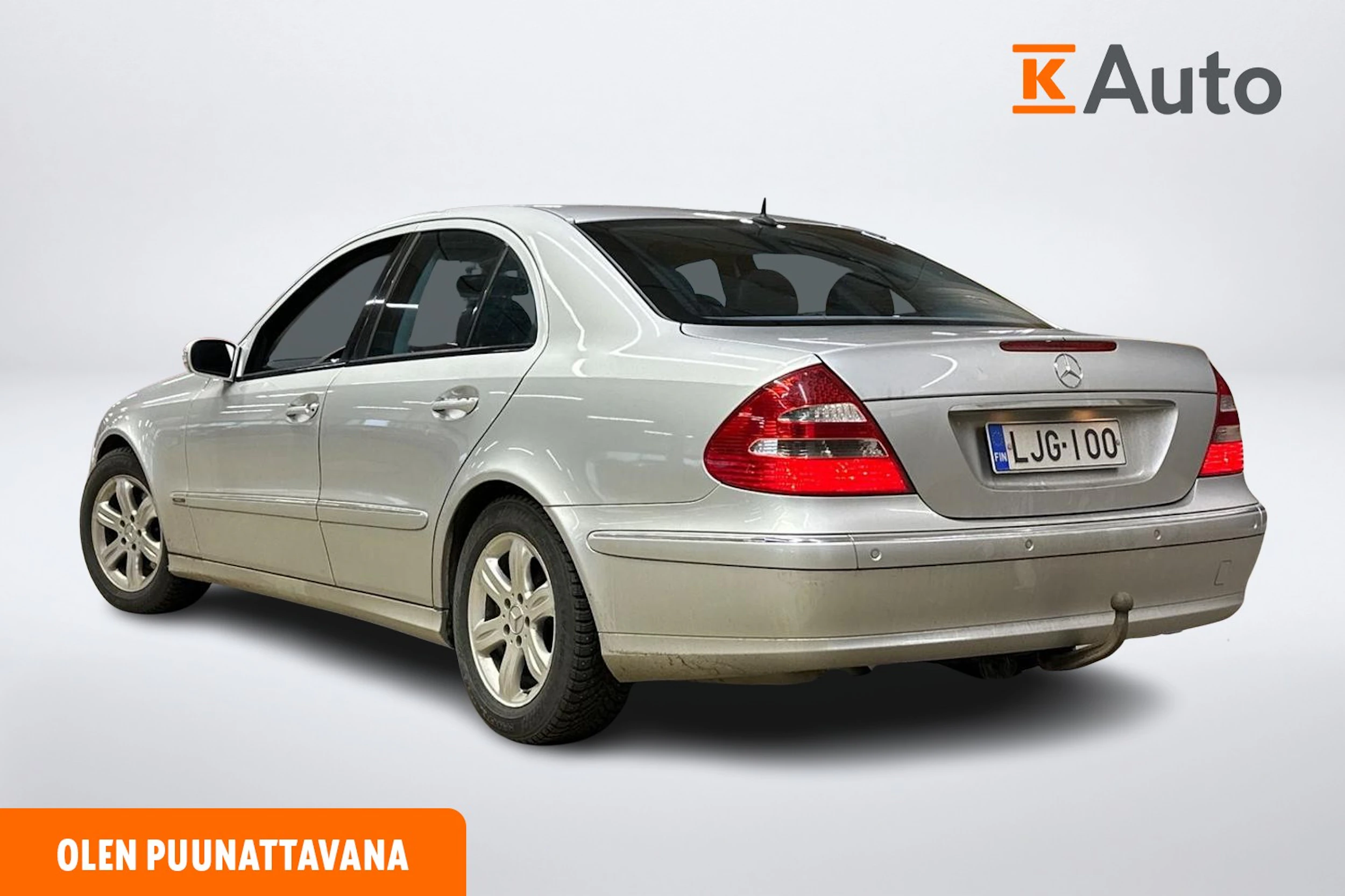 hopea Mercedes-Benz E 2003 kuva 2.