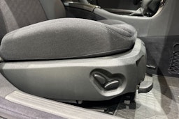 met. harmaa Mercedes-Benz E 2004 kuva 14.