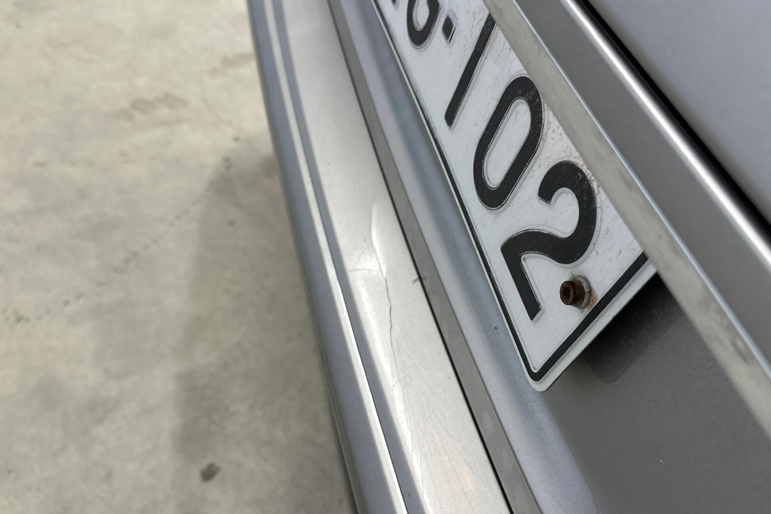 Harmaa Mercedes-Benz E 2004 kuva 27.