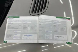 Harmaa Mercedes-Benz E 2004 kuva 34.