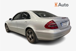harmaa Mercedes-Benz E 2006 kuva 2.