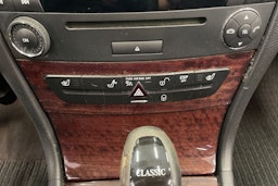 harmaa Mercedes-Benz E 2006 kuva 17.